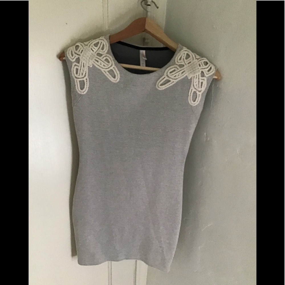 Slimming cotton pullover dress